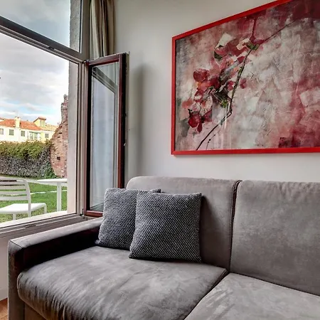 Apartment Cannaregio With Garden By Wonderful Italy